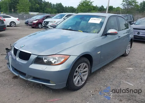 2007 BMW 328Xi из США, поврежденный, VIN WBAVC93577KX57868